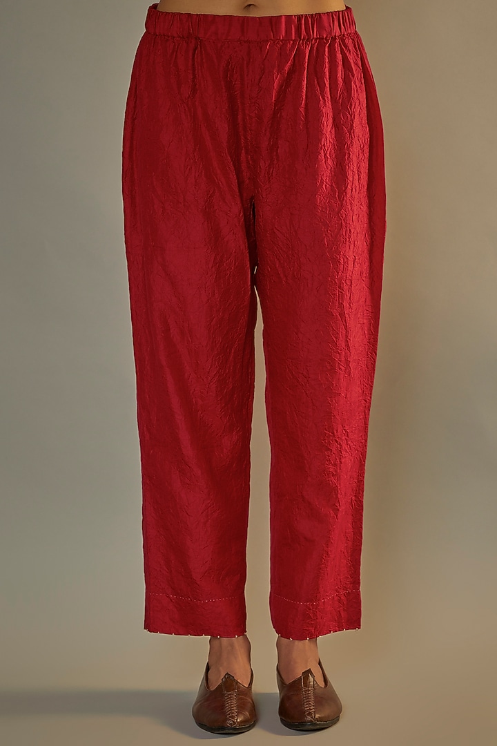 Red Mulberry Silk Embroidered Kurta Set by Divyam Mehta at Pernia's Pop Up Shop