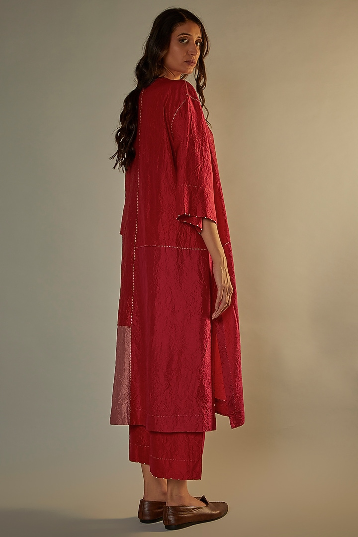 Red Mulberry Silk Printed Kurta Set by Divyam Mehta at Pernia's Pop Up Shop