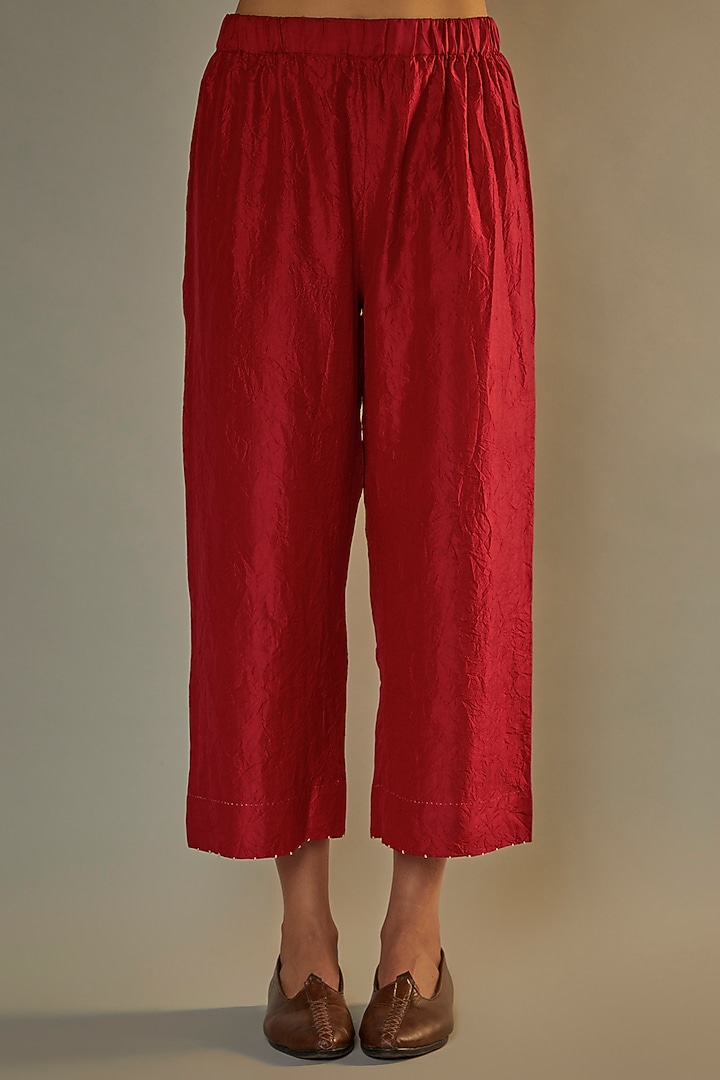 Red Mulberry Silk Printed Kurta Set by Divyam Mehta at Pernia's Pop Up Shop