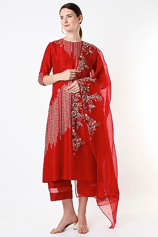 Poppy Red Hand Embroidered Kurta Set by Divyam Mehta