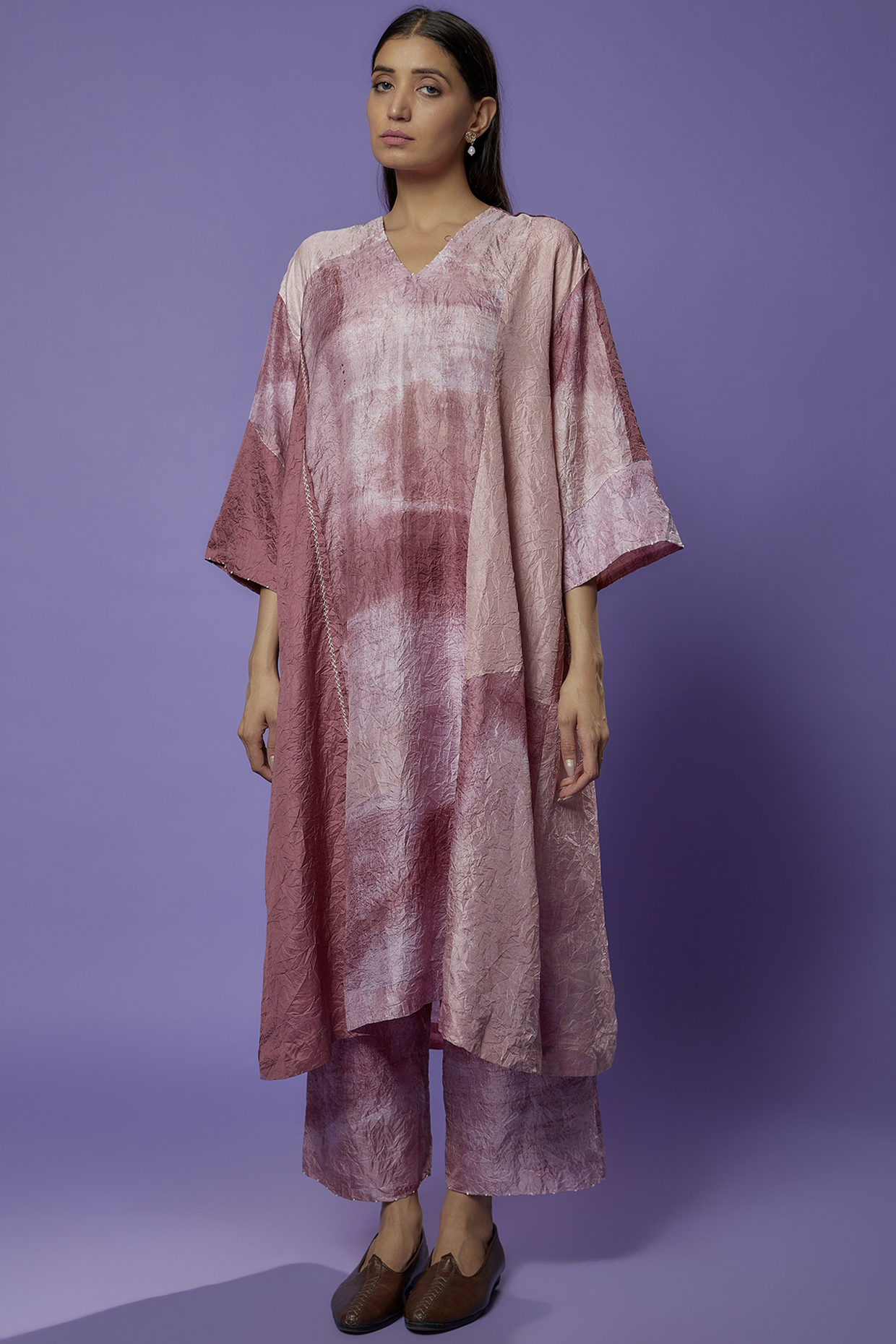 Pink Mulberry Silk Printed Kurta Set by Divyam Mehta at Pernia's Pop Up Shop