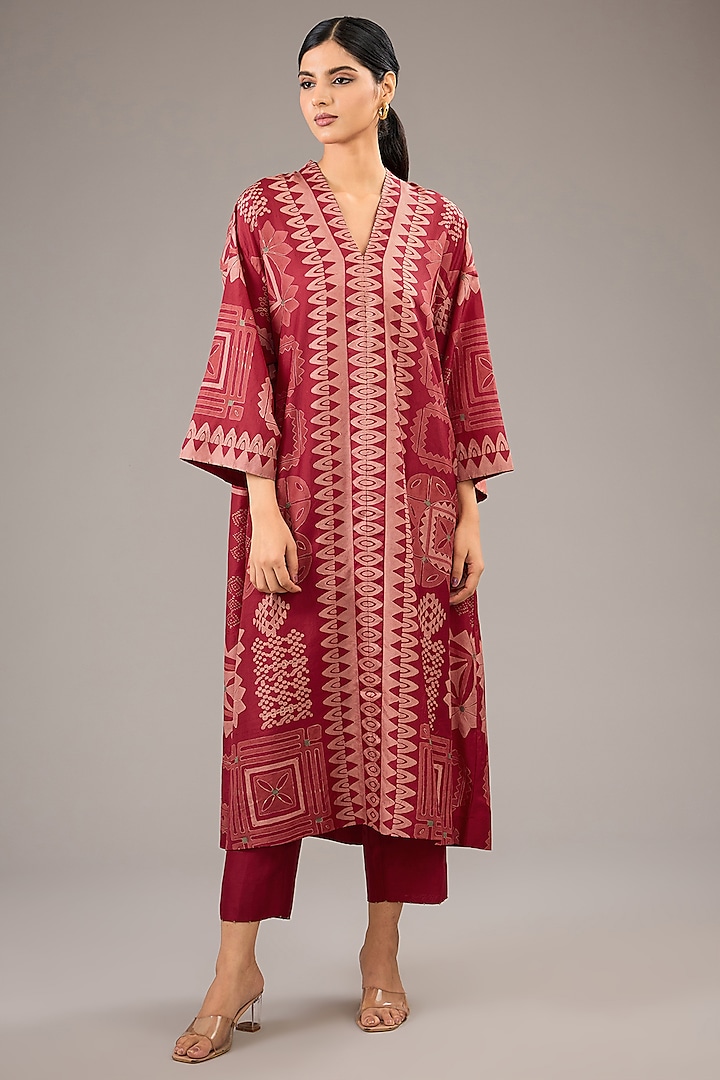 Red Mulberry Silk Block Printed Kurta Set by Divyam Mehta at Pernia's Pop Up Shop