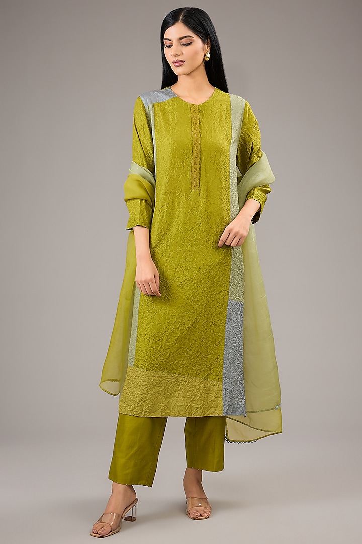 Green Crushed Mulberry Silk Bead Work Color-Blocked Kurta Set by Divyam Mehta