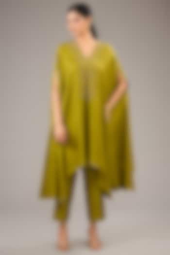 Green Dupion Silk Bead Embroidered Poncho Kurta Set by Divyam Mehta at Pernia's Pop Up Shop