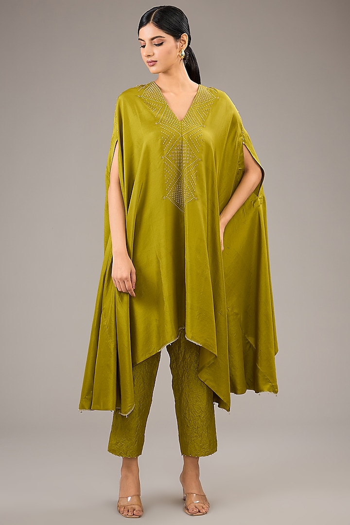 Green Dupion Silk Bead Embroidered Poncho Kurta Set by Divyam Mehta at Pernia's Pop Up Shop