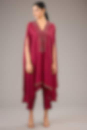 Fuchsia Dupion Silk Bead Embroidered Poncho Kurta Set by Divyam Mehta at Pernia's Pop Up Shop