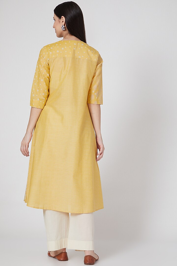 Nimbu Yellow Printed Button Down Tunic by Divyam Mehta at Pernia's Pop Up Shop