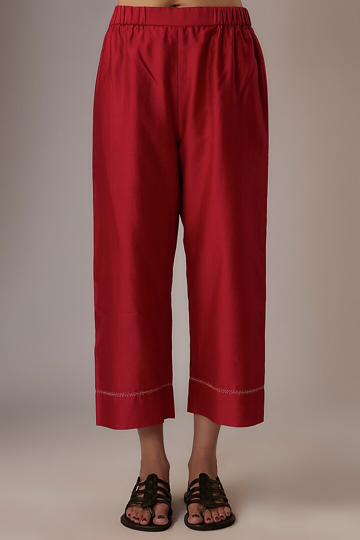Valentine Red Mulberry Silk Embroidered Kurta Set by Divyam Mehta at Pernia's Pop Up Shop