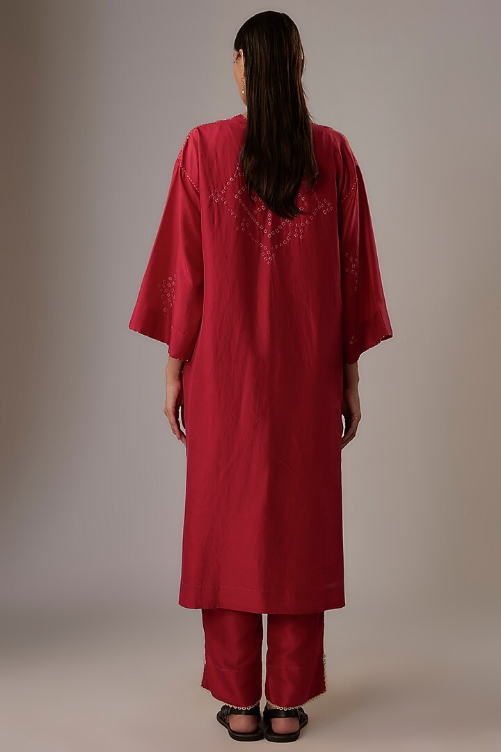 Valentine Red Mulberry Silk Bandhani Kurta Set by Divyam Mehta at Pernia's Pop Up Shop