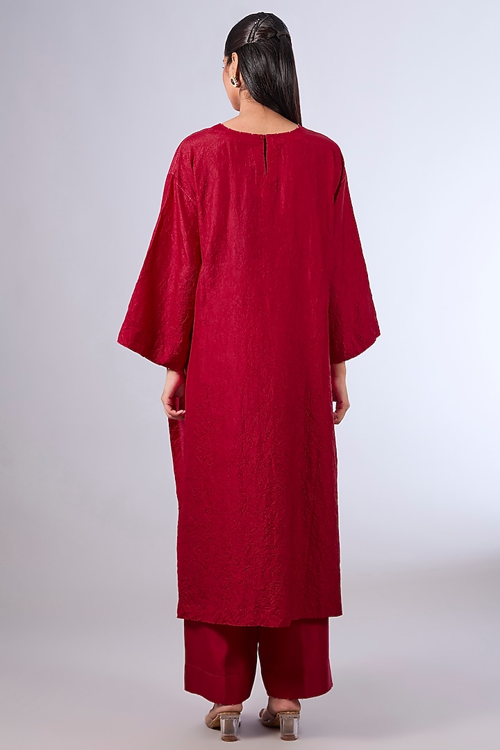 Red Mulberry Silk Kurta Set by Divyam Mehta at Pernia's Pop Up Shop