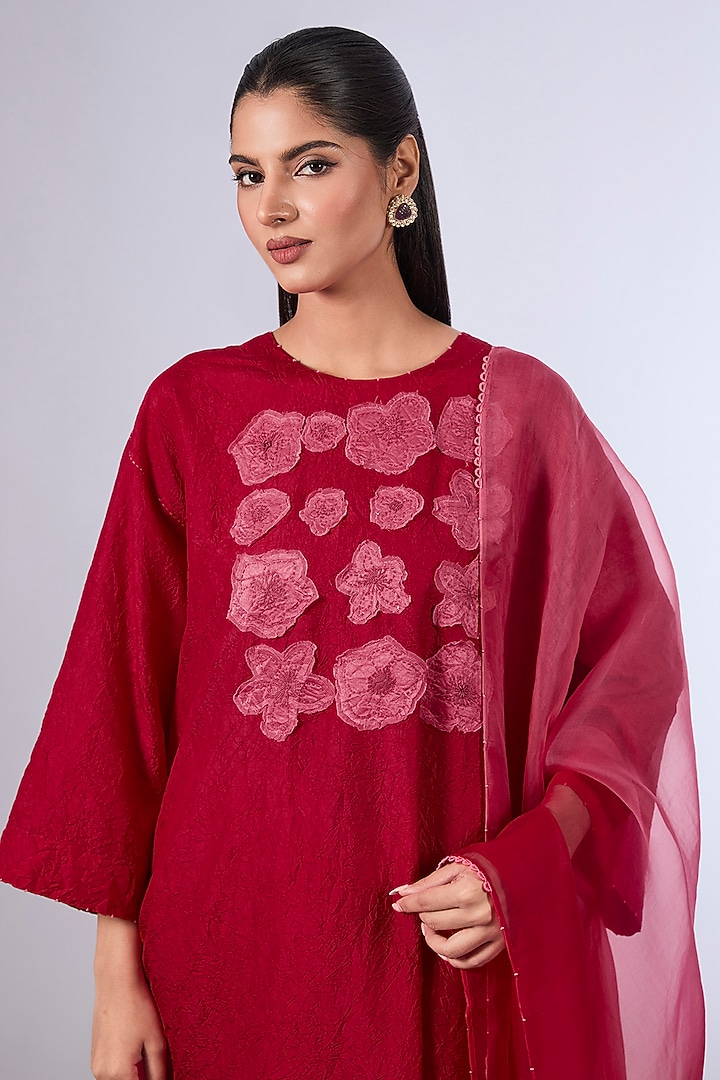 Red Mulberry Silk Kurta Set by Divyam Mehta at Pernia's Pop Up Shop