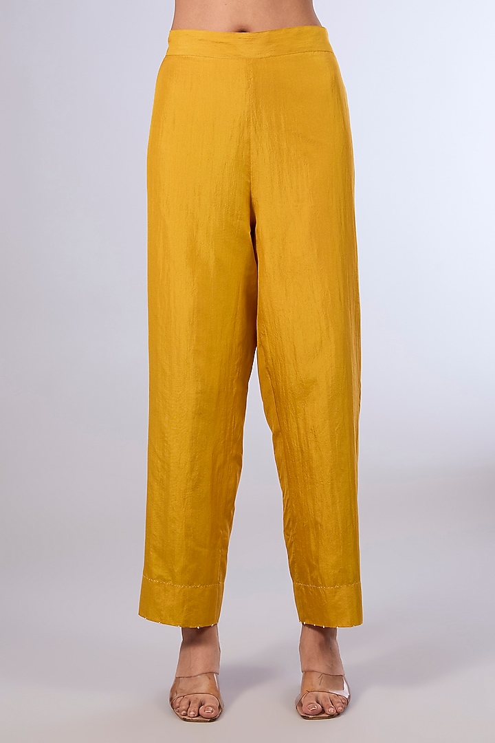 Yellow Mulberry Silk Kurta Set by Divyam Mehta at Pernia's Pop Up Shop