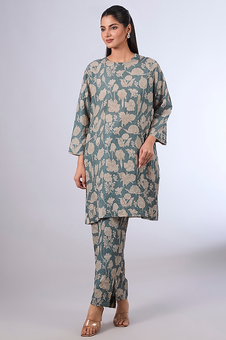 Blue Mulberry Silk Kurta Set by Divyam Mehta at Pernia's Pop Up Shop