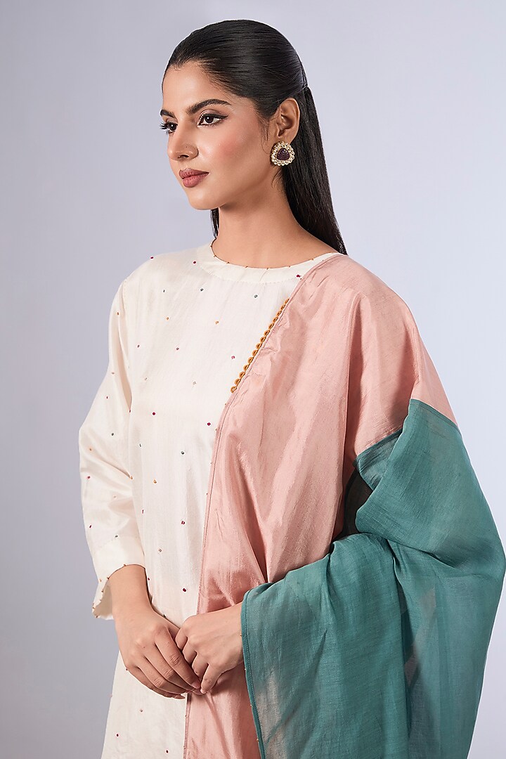 Ivory Mulberry Silk Kurta Set by Divyam Mehta at Pernia's Pop Up Shop