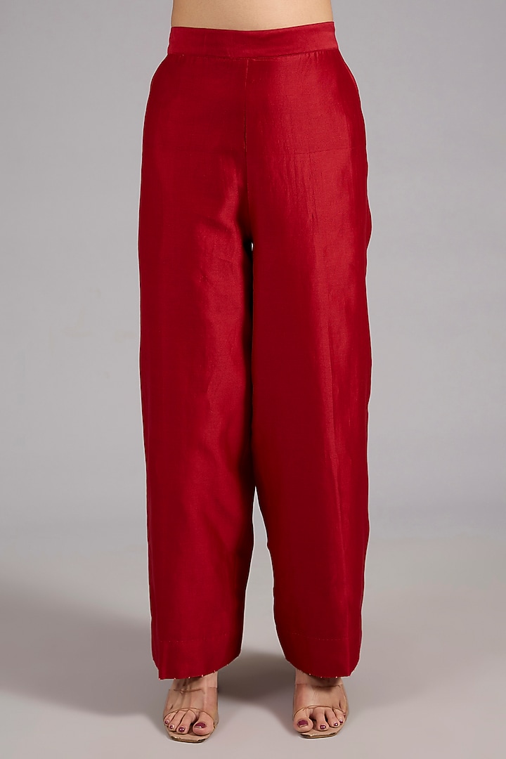 Red Mulberry Silk Patchwork Kurta Set by Divyam Mehta at Pernia's Pop Up Shop