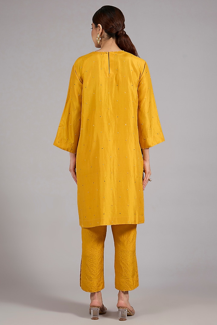 Haldi Yellow Mulberry Silk Kurta Set by Divyam Mehta at Pernia's Pop Up Shop