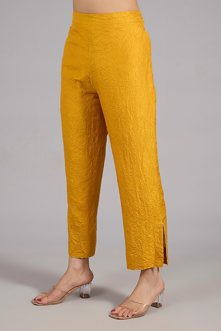 Haldi Yellow Mulberry Silk Kurta Set by Divyam Mehta at Pernia's Pop Up Shop
