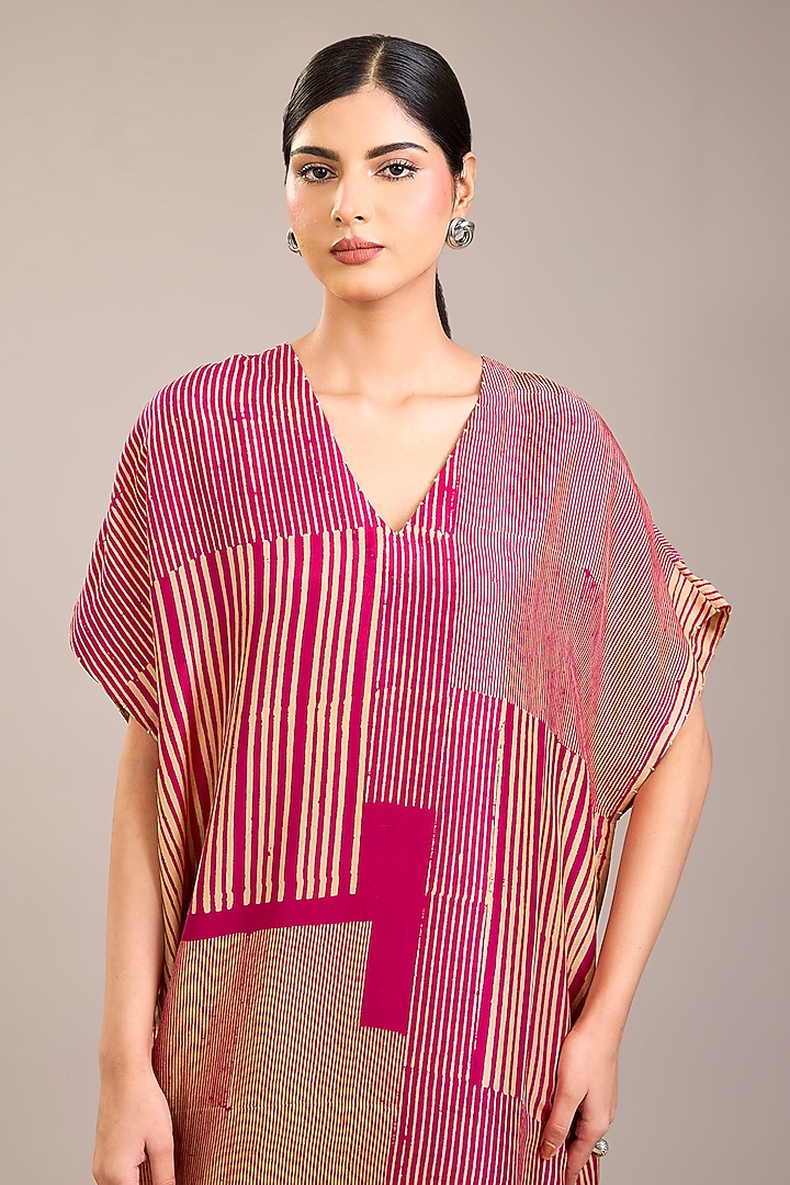 Fuchsia Dupion Silk Stripe Printed Tunic Set by Divyam Mehta at Pernia's Pop Up Shop