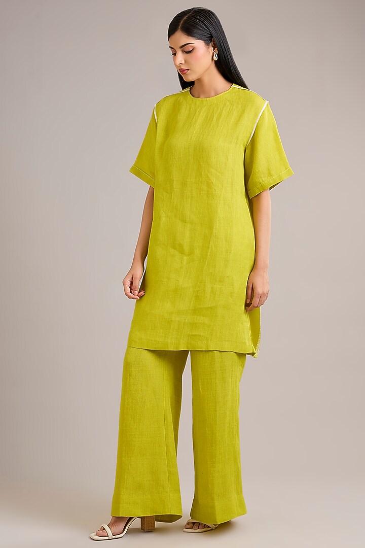 Green Linen Tunic Set by Divyam Mehta at Pernia's Pop Up Shop