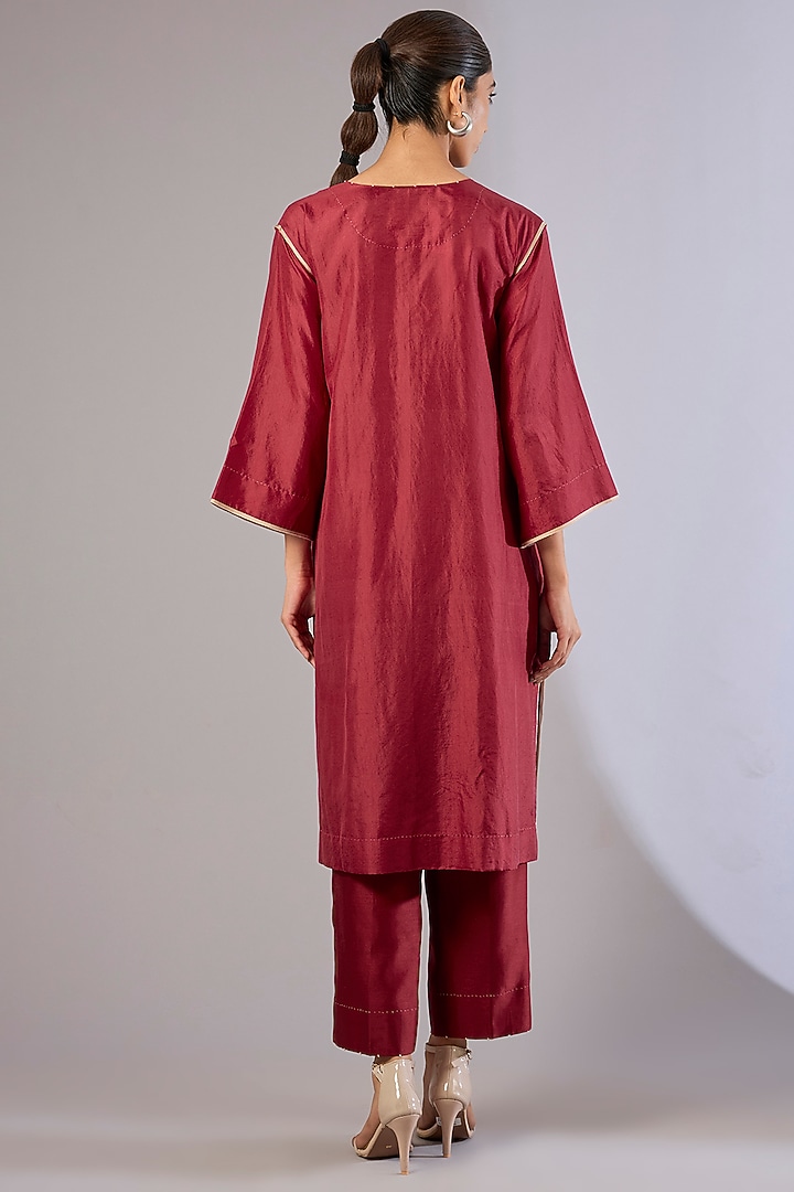 Crimson Red Mulberry Silk Shibori Printed Kurta Set by Divyam Mehta at Pernia's Pop Up Shop