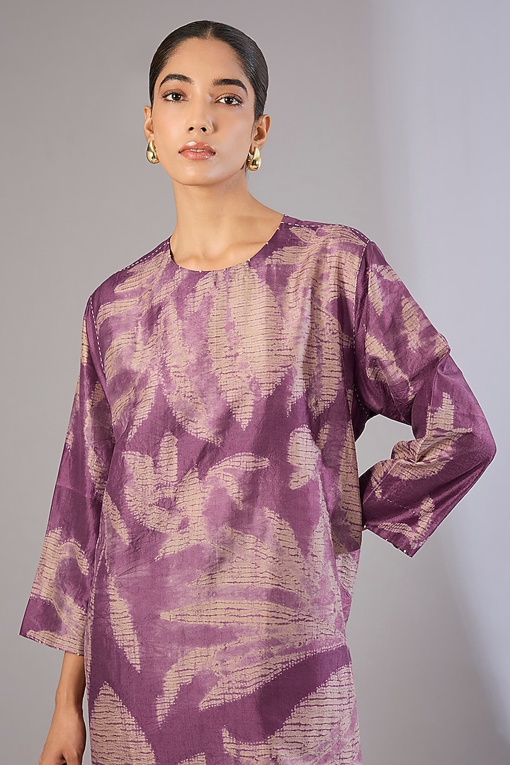 Amethyst Mulberry Silk Shibori Printed Kurta Set by Divyam Mehta at Pernia's Pop Up Shop