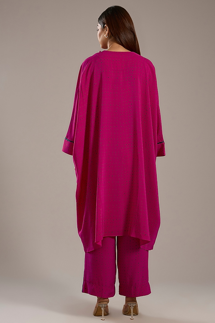 Fuchsia Pink Silk Crepe Screen Printed Tunic Set by Divyam Mehta at Pernia's Pop Up Shop