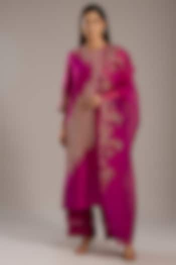Fuchsia Pink Dupion Kurta Set by Divyam Mehta at Pernia's Pop Up Shop
