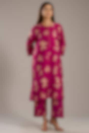 Fuchsia Pink Mulberry Silk Floral Printed Kurta Set by Divyam Mehta at Pernia's Pop Up Shop