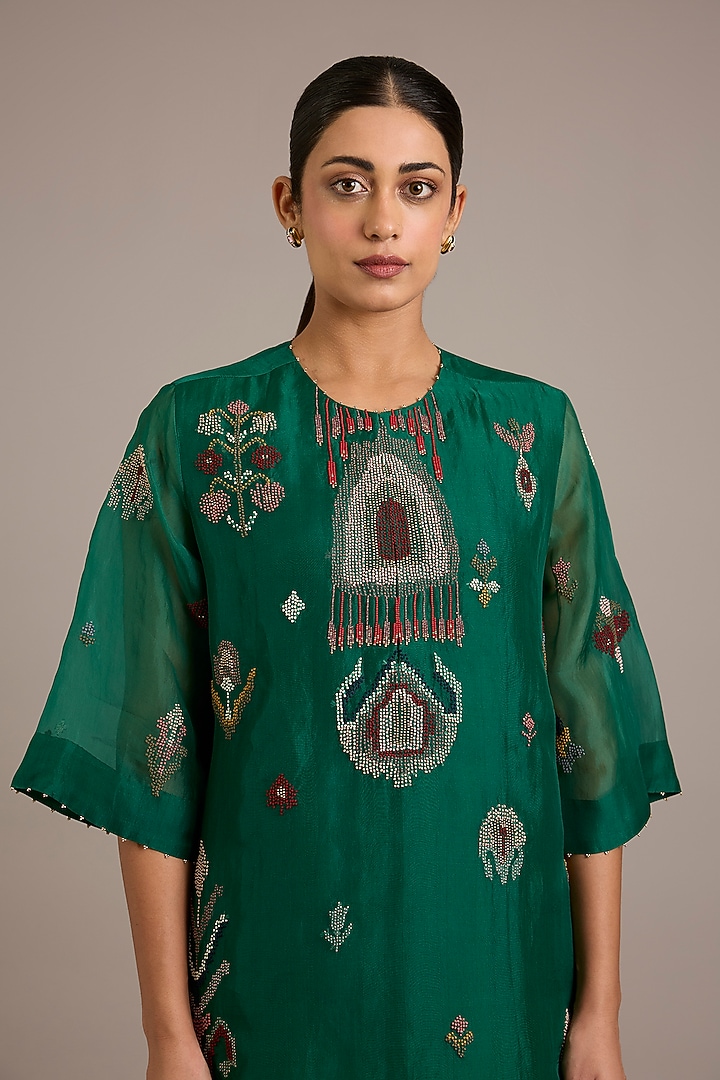 Forest Green Silk Organza Embroidered Kurta Set by Divyam Mehta at Pernia's Pop Up Shop
