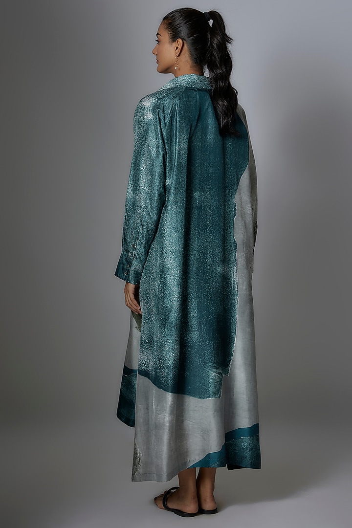 Blue Mulberry Silk Printed Tunic by Divyam Mehta at Pernia's Pop Up Shop