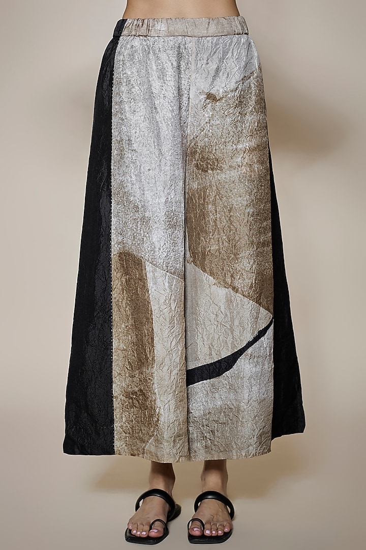 Beige Mulberry Silk Printed Co-Ord Set by Divyam Mehta at Pernia's Pop Up Shop