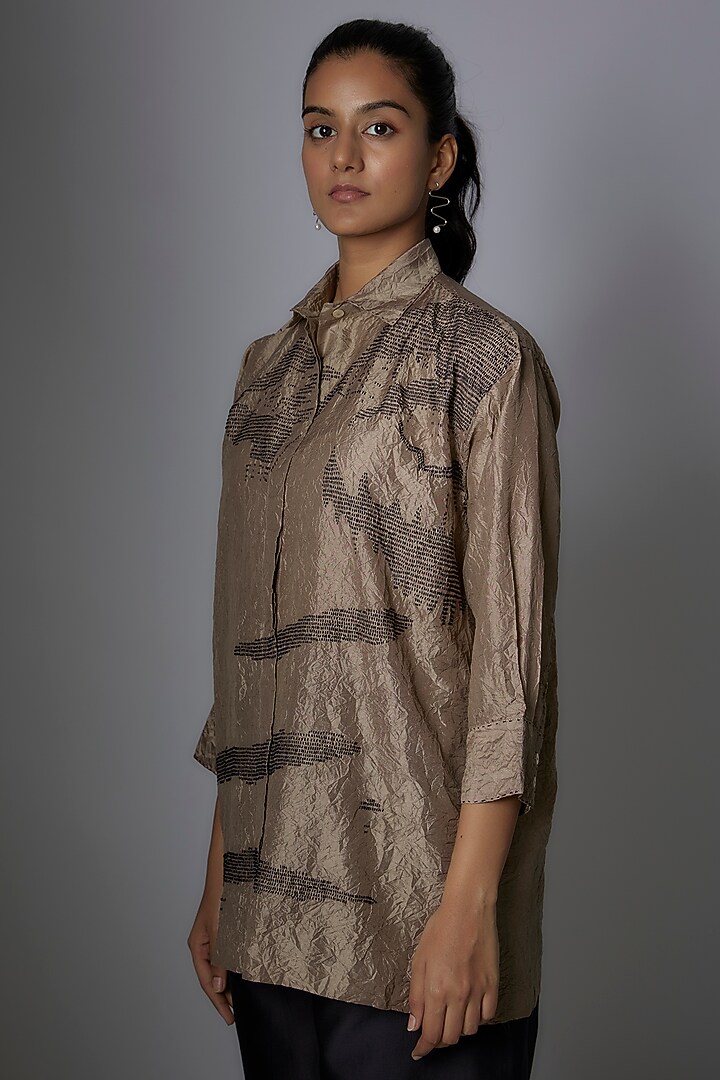 Toosh Mulberry Silk Embroidered Top by Divyam Mehta at Pernia's Pop Up Shop