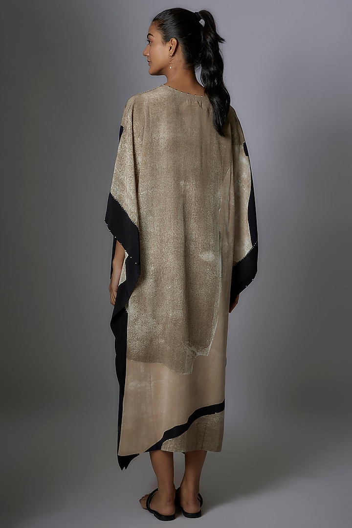 Toosh Crepe De Chine Printed Kaftan by Divyam Mehta at Pernia's Pop Up Shop