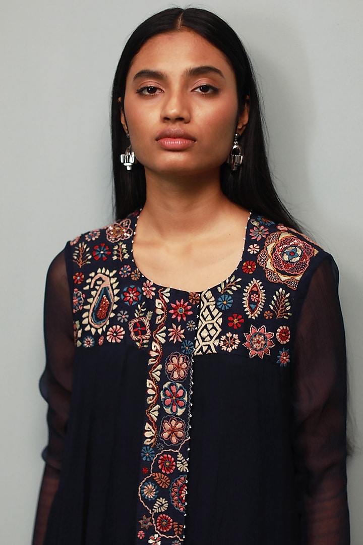 Dark Indigo Raw Silk Kantha Hand Embroidered Wedding Anarkali Set by Divyam Mehta at Pernia's Pop Up Shop