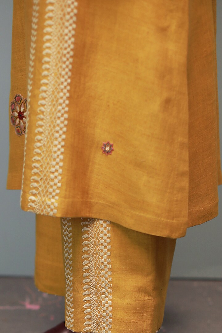 Sarson Yellow Kantha Hand Embroidered Kurta Set by Divyam Mehta at Pernia's Pop Up Shop