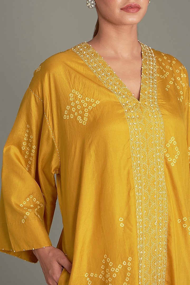 Yellow Mulberry Silk Bandhani Kurta Set by Divyam Mehta at Pernia's Pop Up Shop