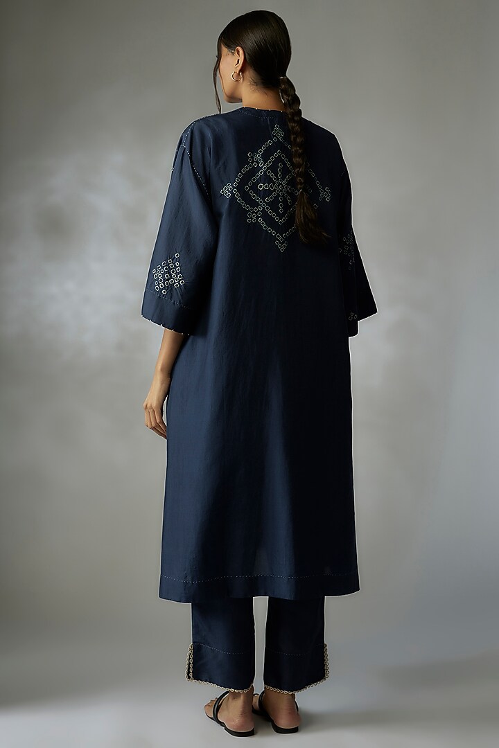 Blue Mulberry Silk Hand-Dyed Bandhani Kurta Set by Divyam Mehta at Pernia's Pop Up Shop