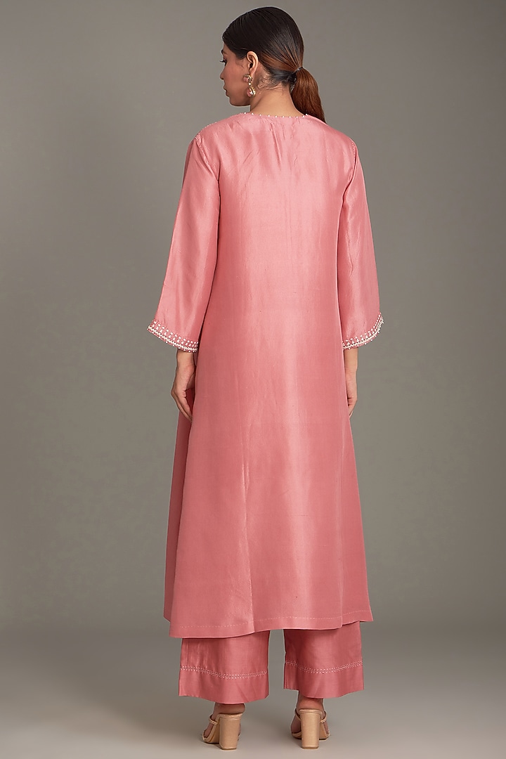 Coral Mulberry & Dupion Embroidered Kurta Set by Divyam Mehta at Pernia's Pop Up Shop