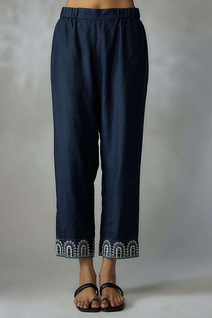 Blue Mulberry Silk Embroidered Kurta Set by Divyam Mehta at Pernia's Pop Up Shop