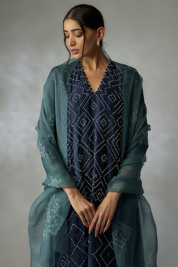 Blue Mulberry Silk Embroidered Kurta Set by Divyam Mehta at Pernia's Pop Up Shop