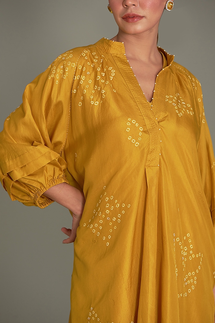 Mustard Mulberry Silk Bandhani Midi Dress by Divyam Mehta at Pernia's Pop  Up Shop 2026
