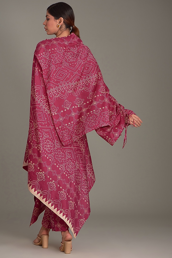 Fuchsia Mulberry Silk Printed Kaftan by Divyam Mehta at Pernia's Pop Up Shop