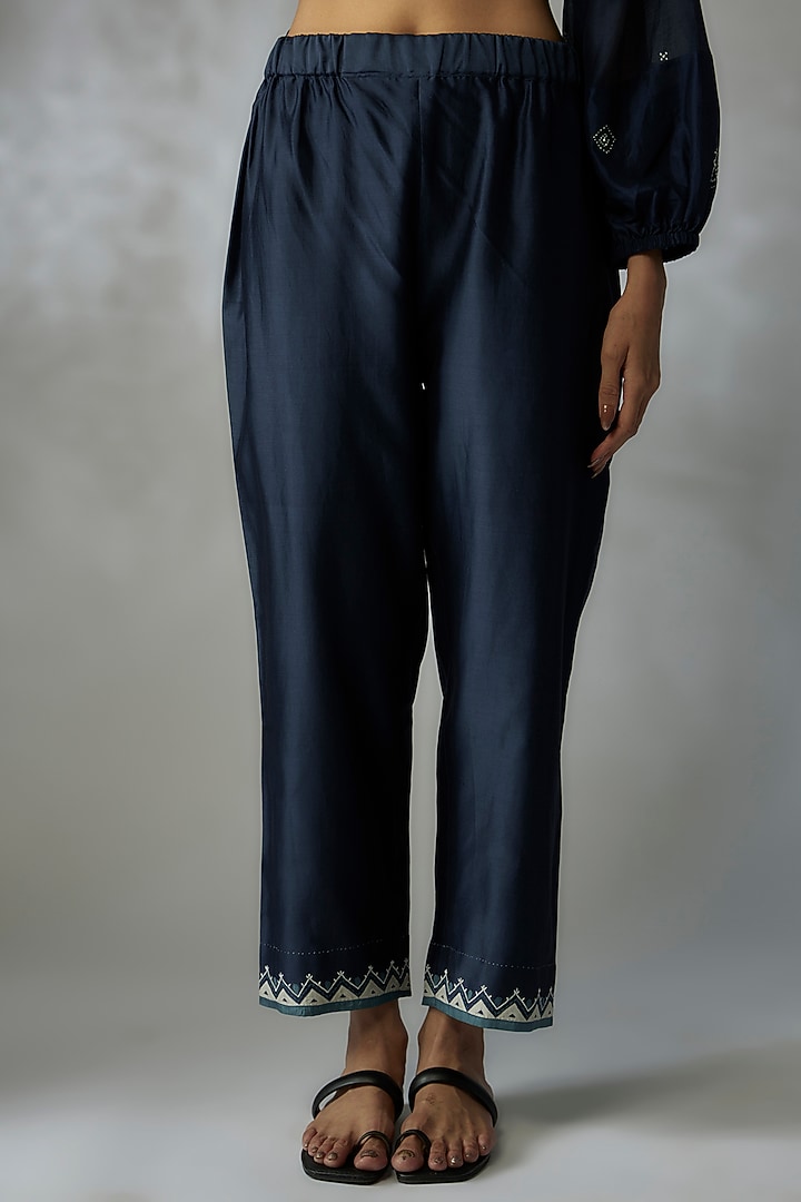 Blue Mulberry Silk Embroidered Kurta Set by Divyam Mehta at Pernia's Pop Up Shop