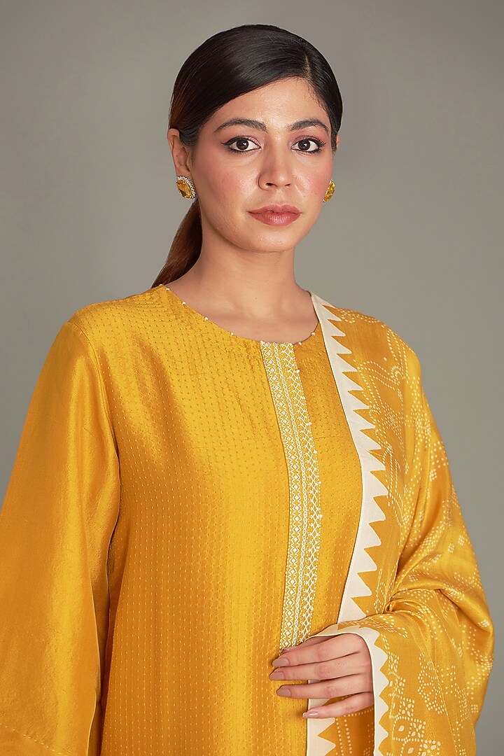 Mustard Dupion & Mulberry Embroidered Kurta Set by Divyam Mehta at Pernia's Pop Up Shop