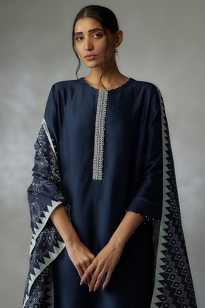 Blue Dupion Silk Embroidered Kurta Set by Divyam Mehta at Pernia's Pop Up Shop