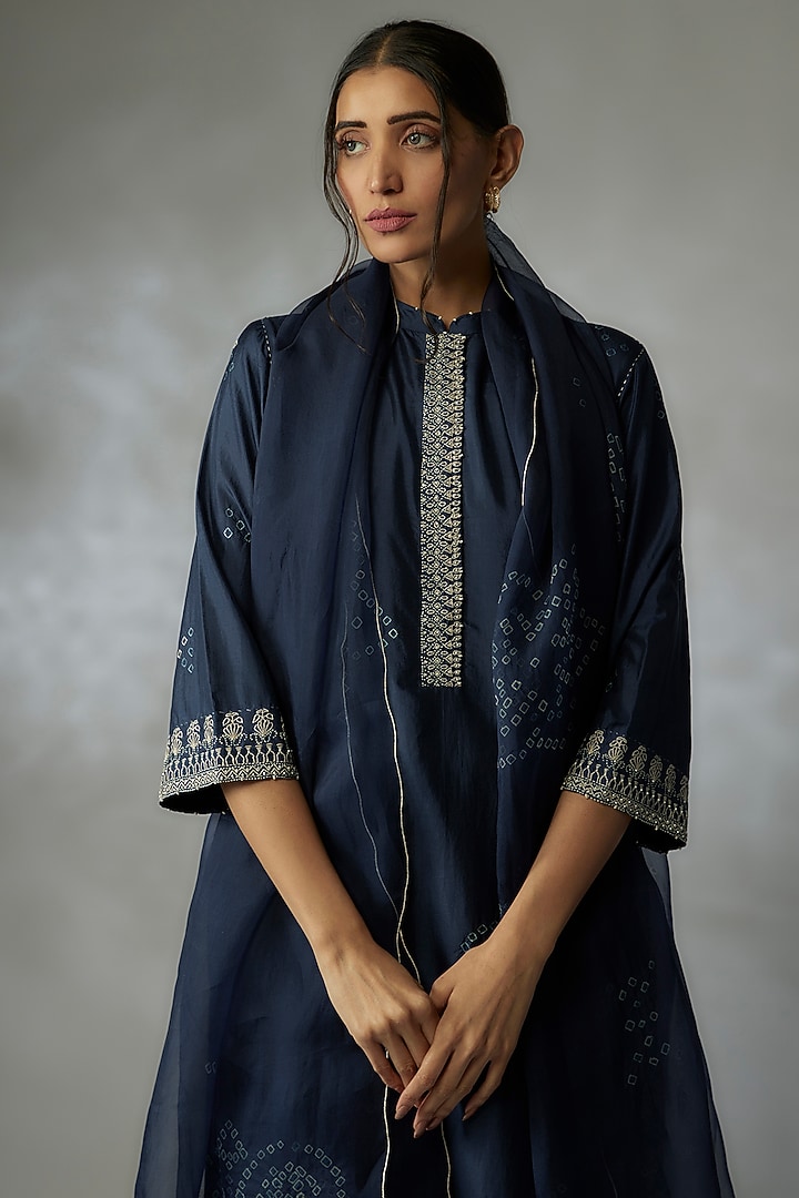 Blue Mulberry Silk Bandhani & Embroidered Kurta Set by Divyam Mehta at Pernia's Pop Up Shop