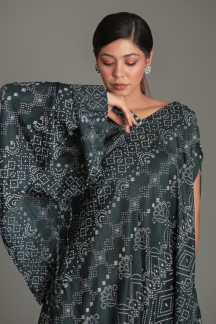 Bottle Green Mulberry Silk Printed Tunic Set by Divyam Mehta at Pernia's Pop Up Shop