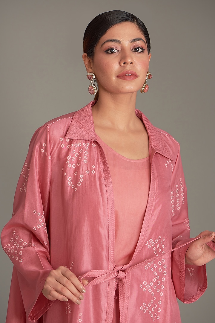 Coral Mulberry Bandhani Co-Ord Set by Divyam Mehta at Pernia's Pop Up Shop