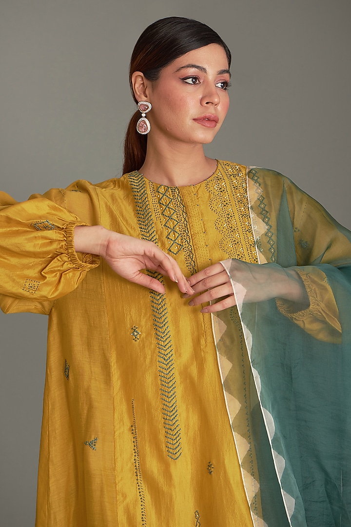 Mustard Mulberry Silk Kurta Set by Divyam Mehta at Pernia's Pop Up Shop