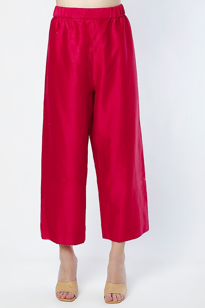 Poppy Pink Dupion Silk Kurta Set by Divyam Mehta at Pernia's Pop Up Shop